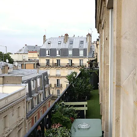 Le Ciel De - Montparnasse & Jardin Du Luxembourg Bed & Breakfast *